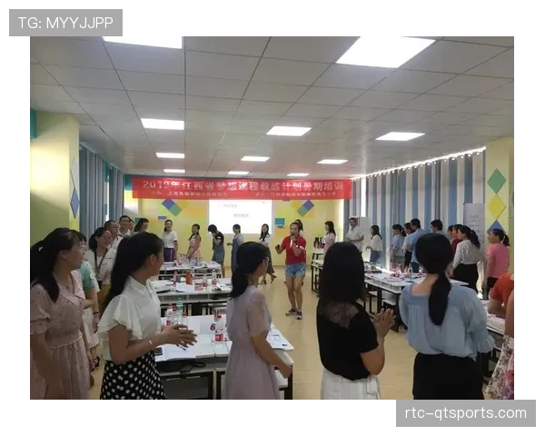 德国业余联赛教练培训课程更新,增加“现代防守原则与实践”模块。 德国业余联赛教练培训课程更新,增加“现代防守原则与实践”模块。